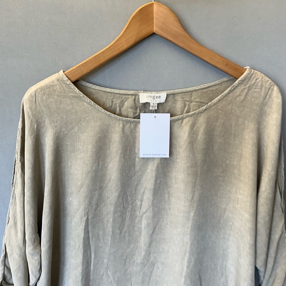 NWOT Umgee Top Blouse Shirt Size L - Picture 3 of 7